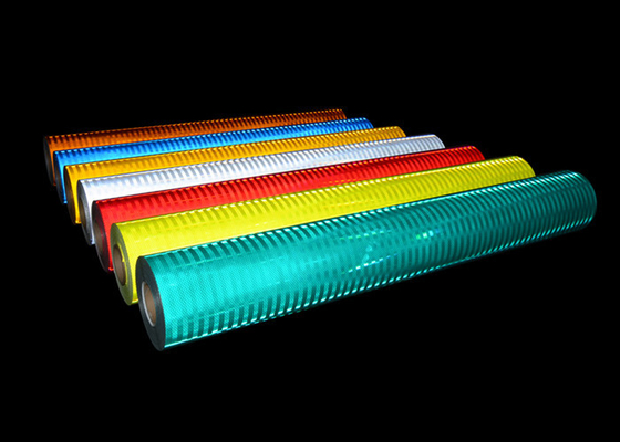 Επιμεταλλωμένη Prismatic βινυλίου αναδρομική αντανακλαστική κάλυψη υψηλής έντασης για το σημάδι κυκλοφορίας